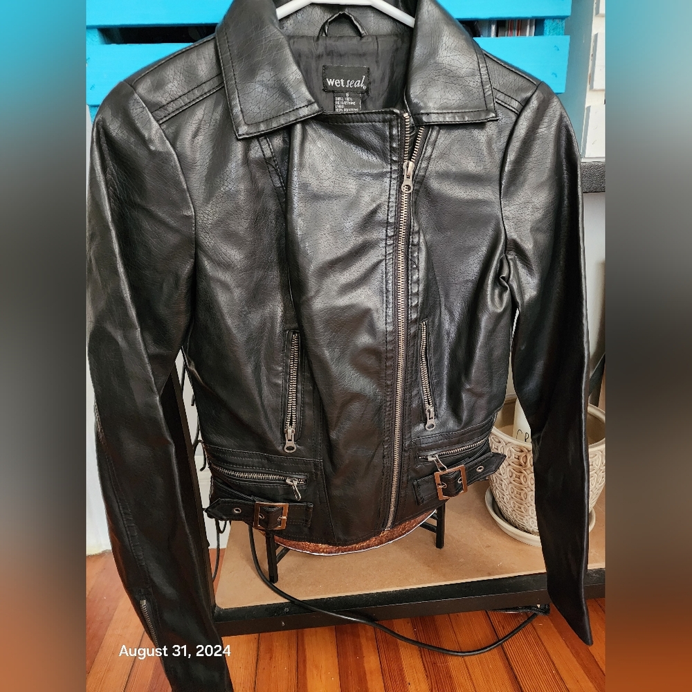 Womens faux leather jacket